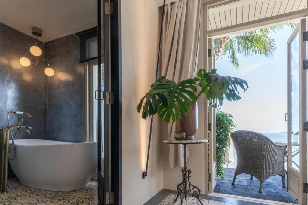 B House Samui