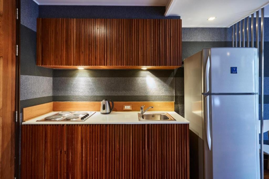 LUXX Langsuan Hotel - SHA Plus