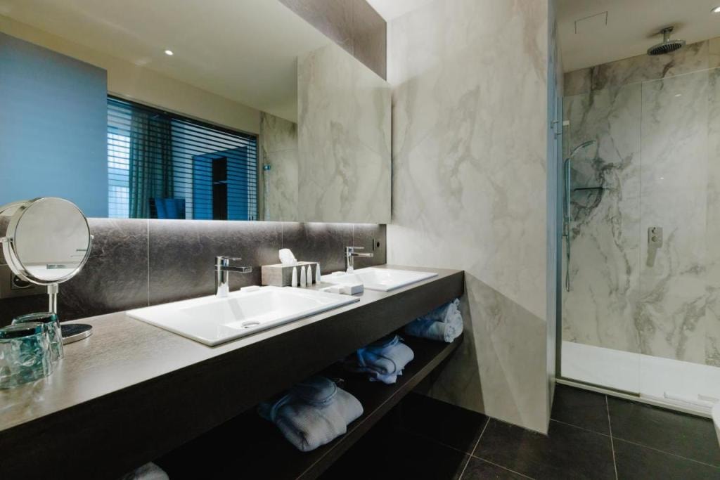 Terhills Hotel