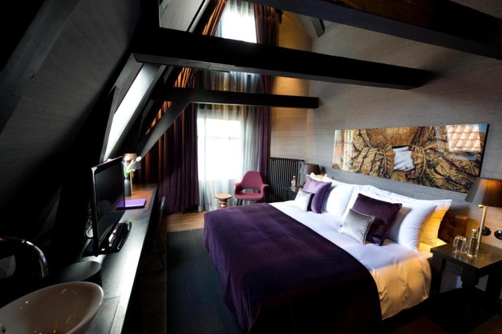 Canal House