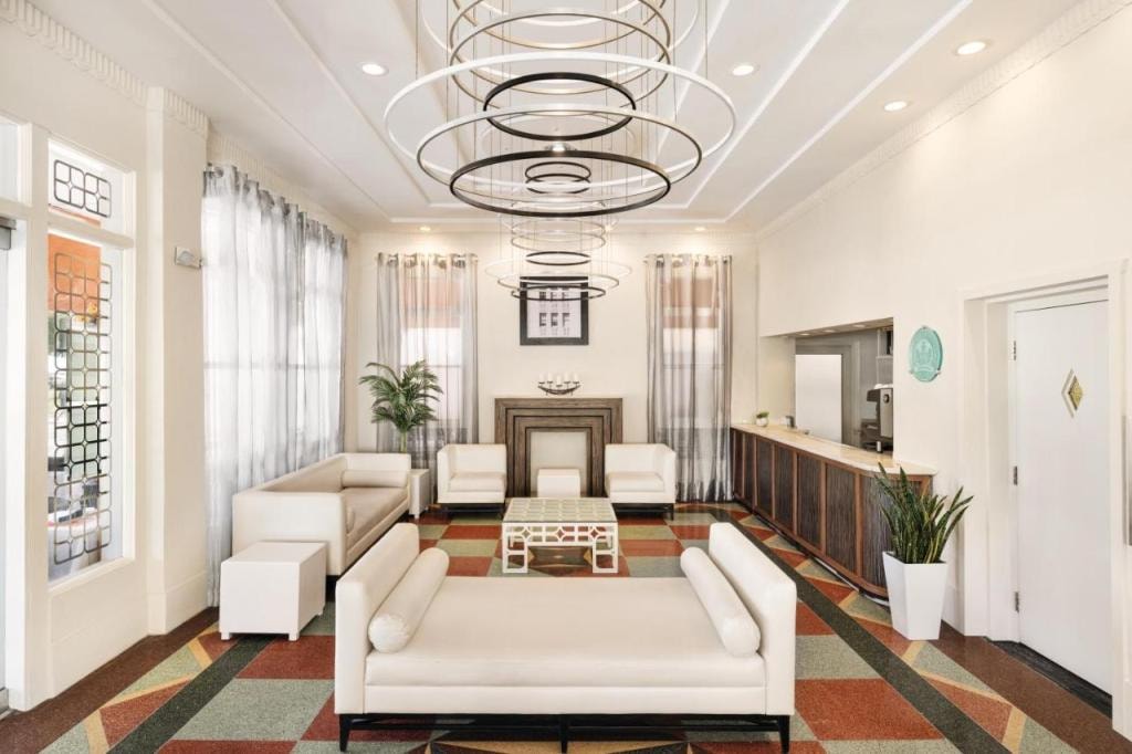 Waldorf Towers South Beach