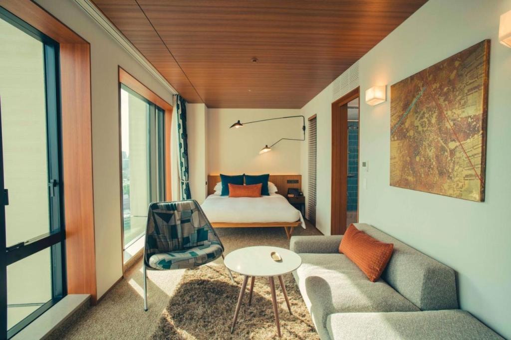 THE AOYAMA GRAND HOTEL