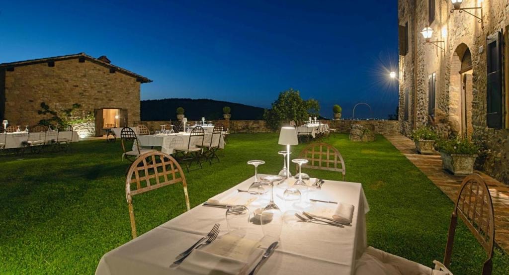 Castello di Viano