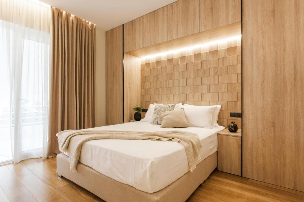 2 Level Beachfront Luxury Apt by the Olon
