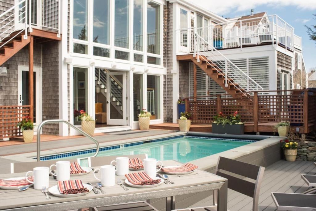 8 Dyer Hotel, Provincetown