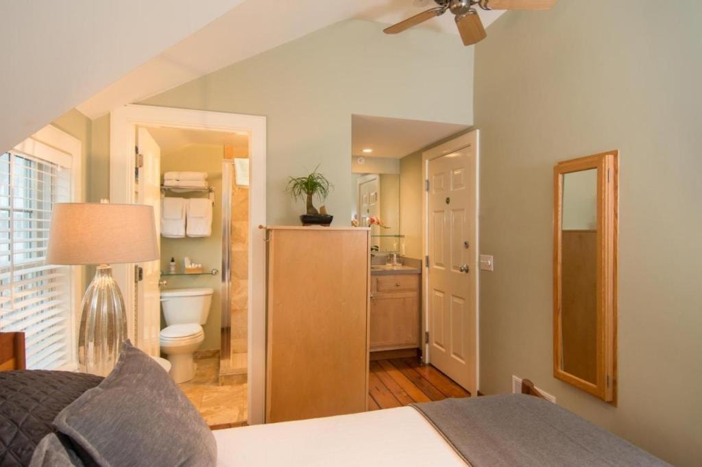 8 Dyer Hotel, Provincetown