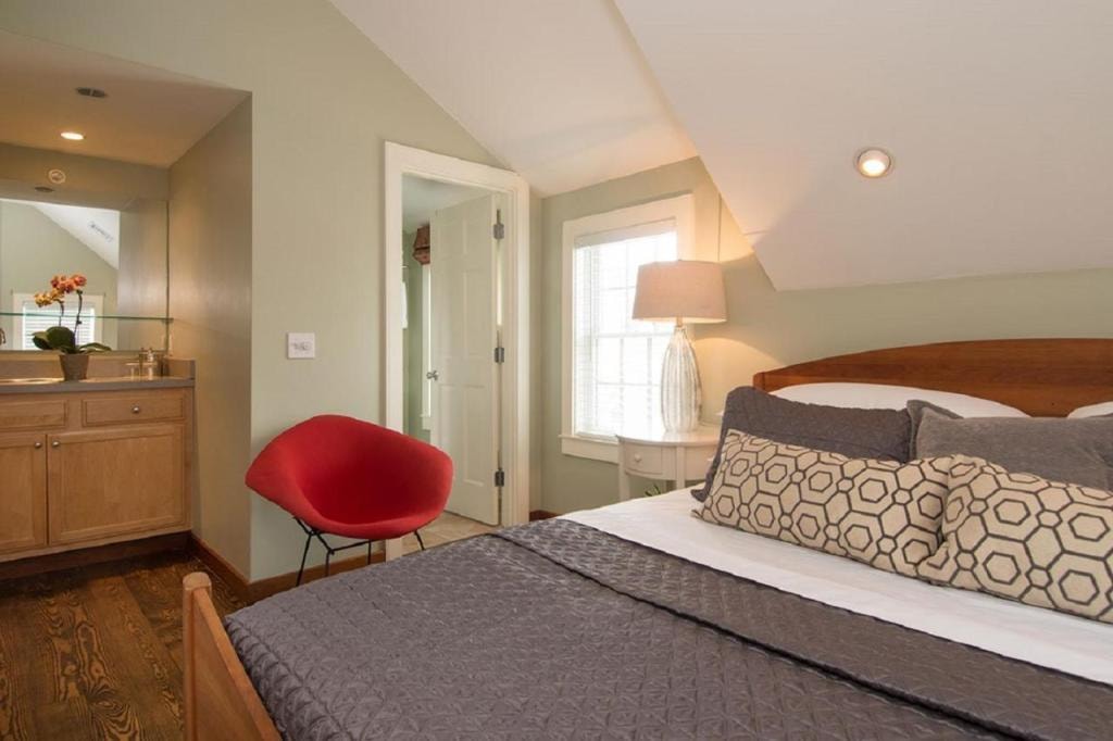 8 Dyer Hotel, Provincetown