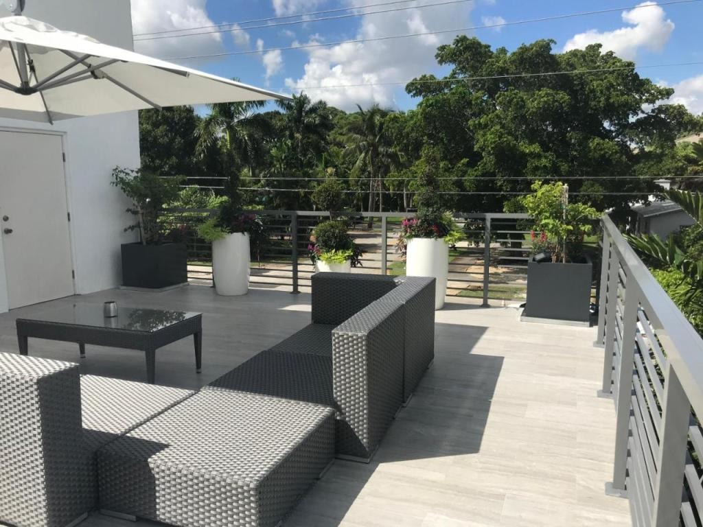CASA HERMÈS Wilton Manor - Gay Guesthouse