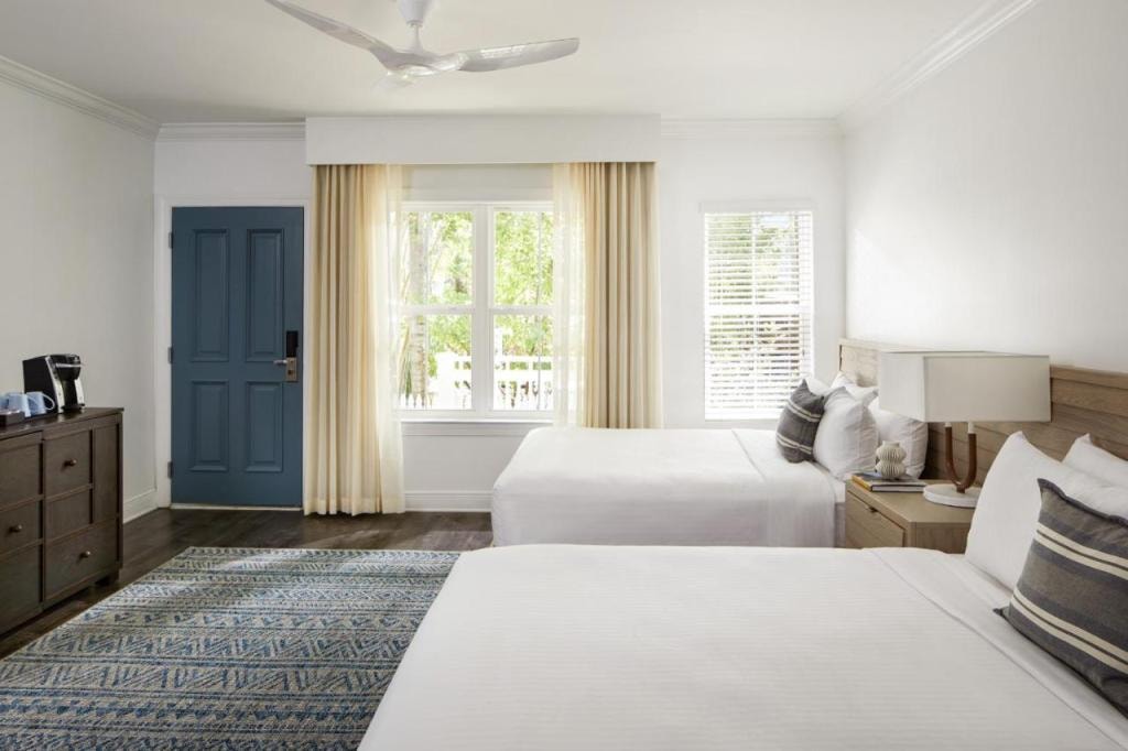 Parrot Key Hotel & Villas