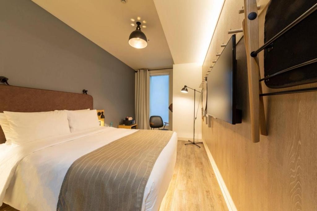 MOXY Osaka Honmachi by Marriott