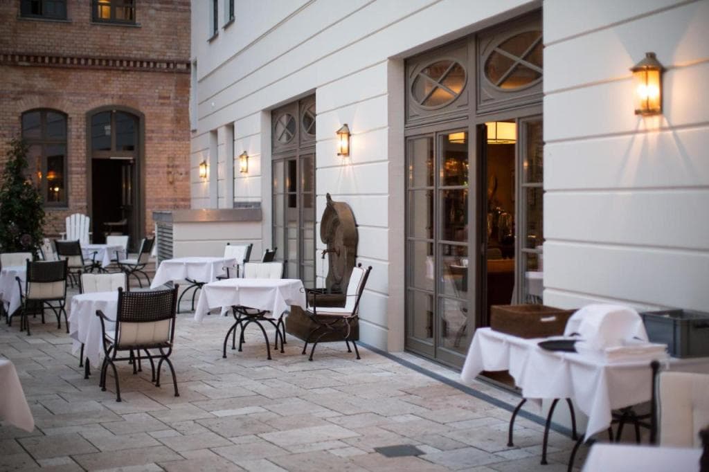 Monbijou Hotel