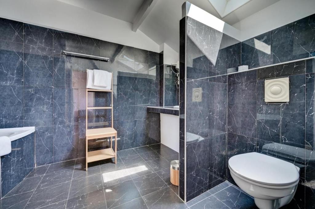 Logis Hotel Le Blason de Provence, Monteux