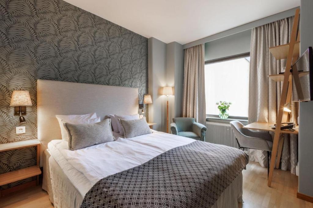 Home Hotel Wellington