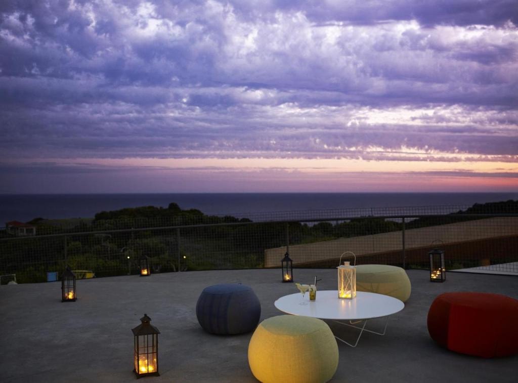 Leivatho Hotel