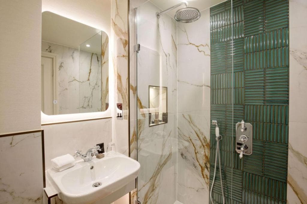 The Capital Hotel, Apartments & Townhouse - Small Luxury Hotels of The World