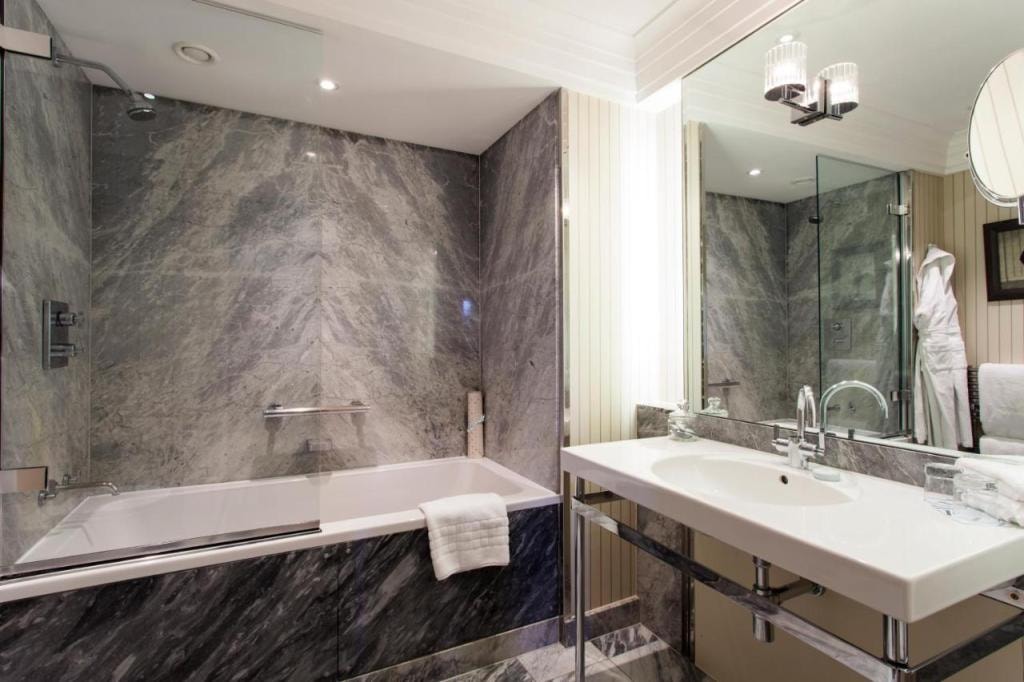 The Capital Hotel, Apartments & Townhouse - Small Luxury Hotels of The World