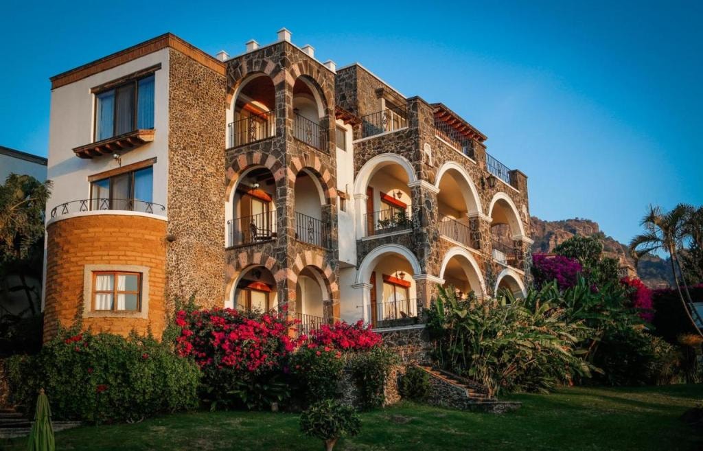 Posada del Tepozteco - Hotel & Gallery