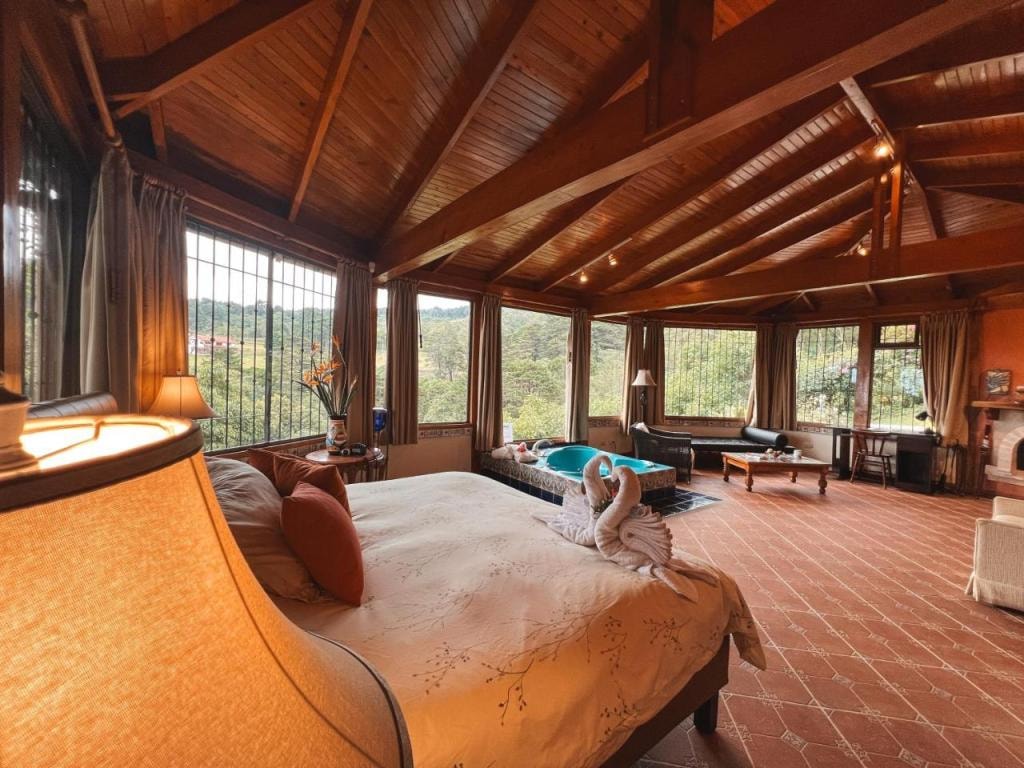 Finca Paraiso Mountain Retreat near San Jose Airport