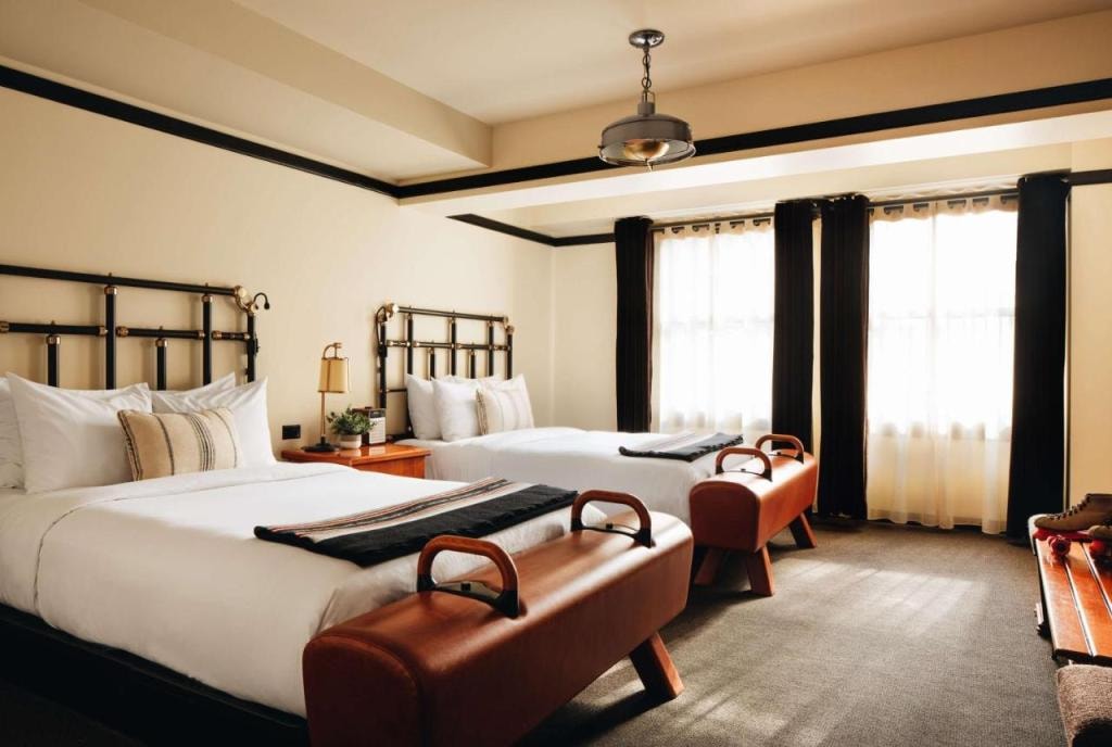 Chicago Athletic Association, part of Hyatt