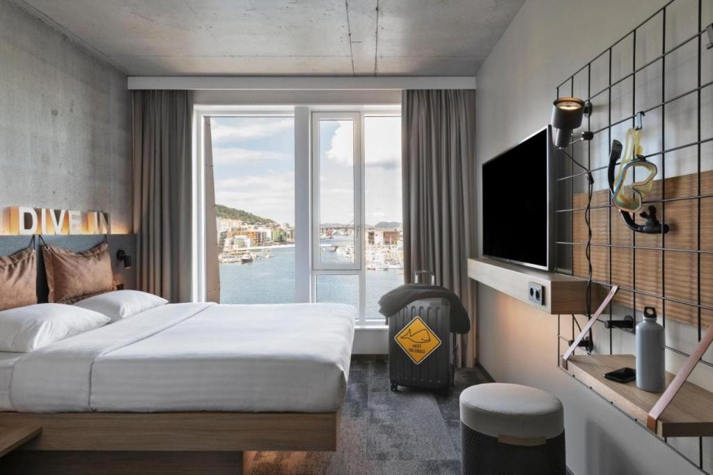 Moxy Bergen