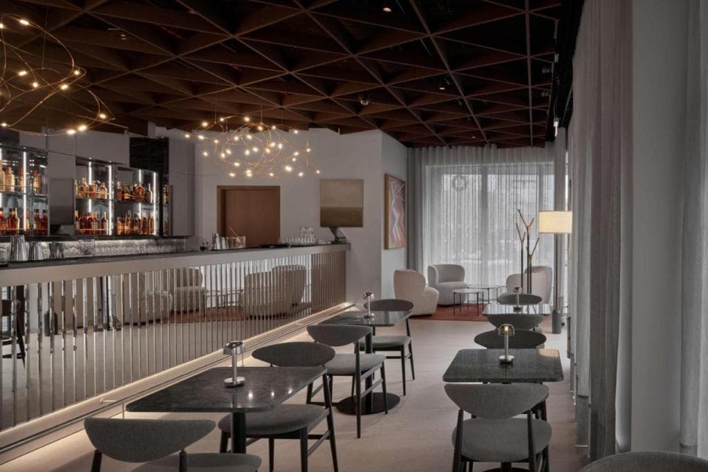 Iceland Parliament Hotel, Curio Collection By Hilton