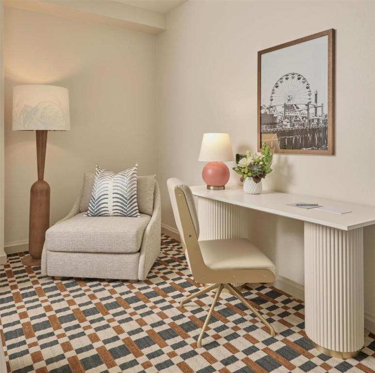 Hyatt Centric Delfina Santa Monica