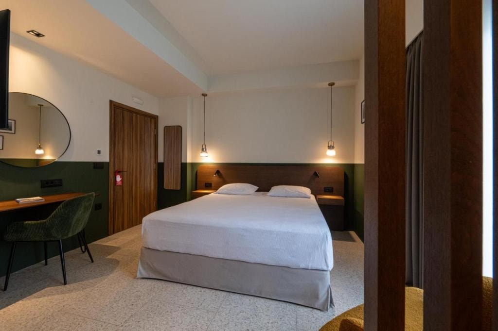 Evripidou 7 - Kalamata Mediterranean Suites