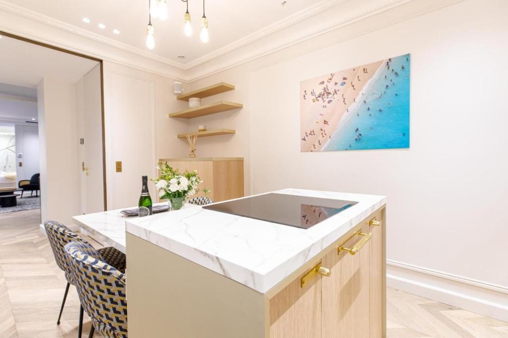 HIGHSTAY - Luxury Serviced Apartments - Tuileries Garden