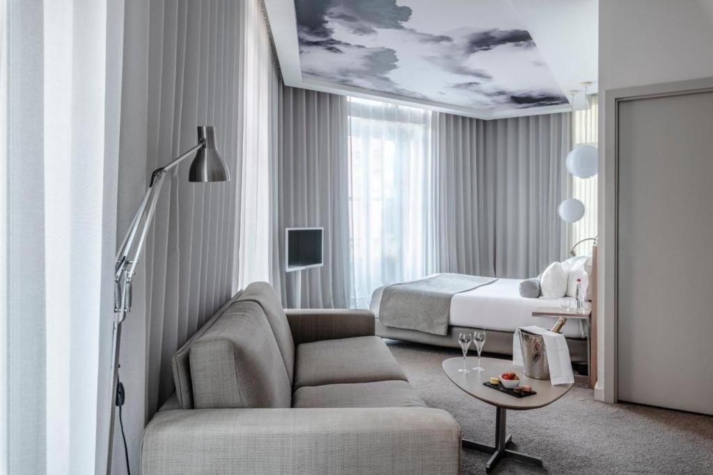 Le Grand Balcon Hotel