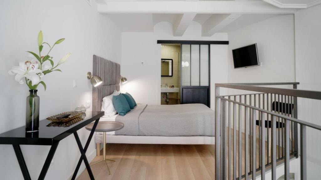 MD Design Hotel - Portal del Real