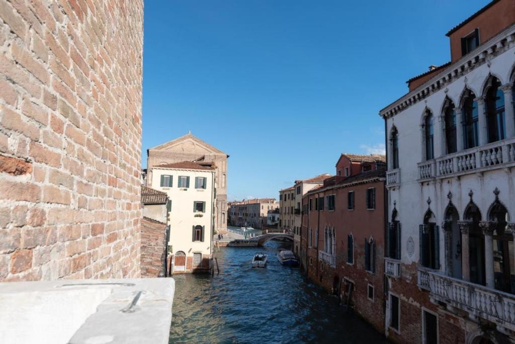 Palazzo Vendramin Costa