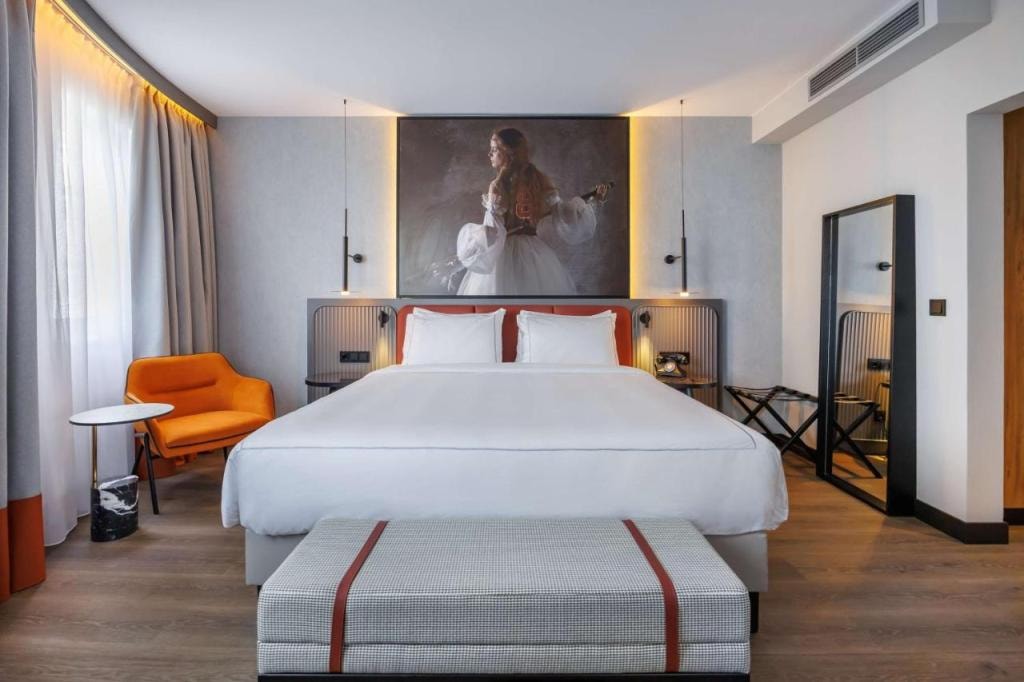 Radisson RED Berlin Kudamm