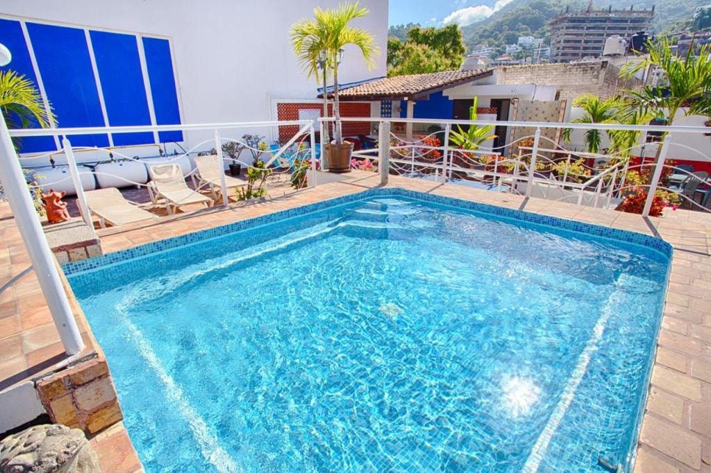 La Iguana Vallarta LGBT ADULTS ONLY - Romantic Zone - Party Clubbing Street, Puerto Vallarta, Downtown Puerto Vallarta
