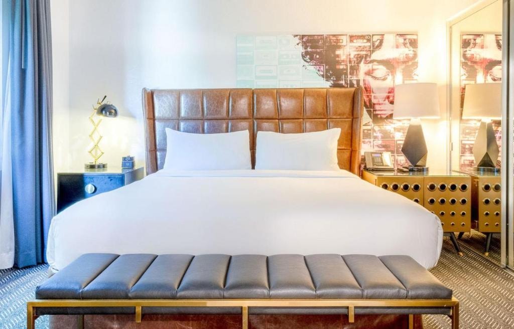 Montrose at Beverly Hills, Los Angeles, West Hollywood