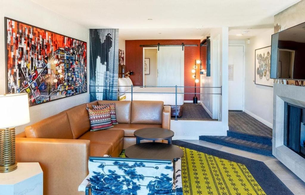 Montrose at Beverly Hills, Los Angeles, West Hollywood
