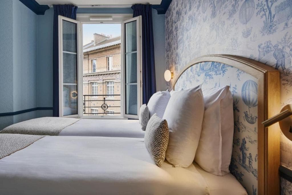 Hotel de Neuve by Happyculture