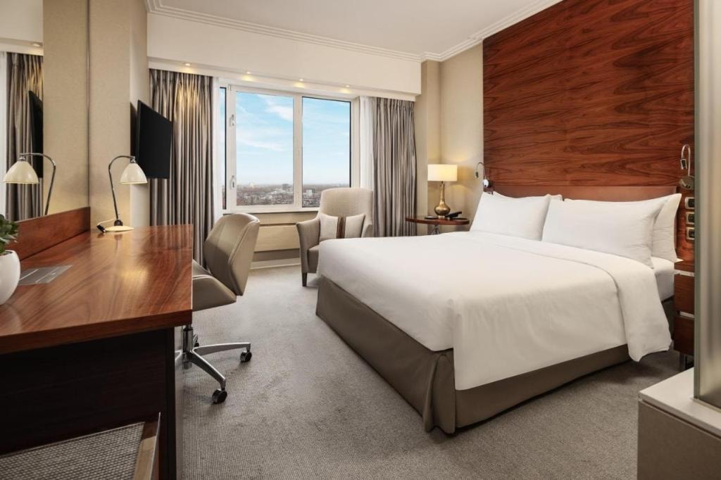 Hotel Okura Amsterdam – The Leading Hotels of the World