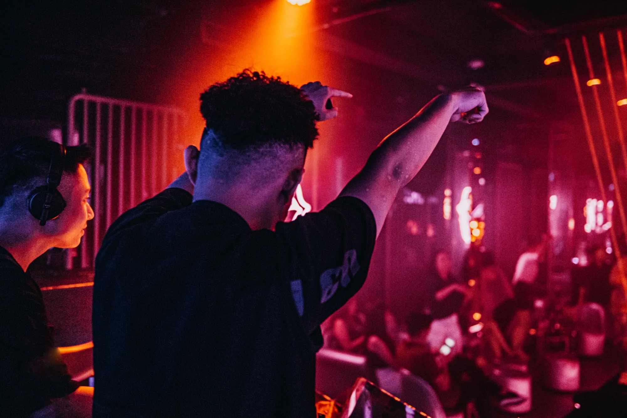 Anvers by Night : guide clubbing pour un automne 2026 inclusif en toute sécurité