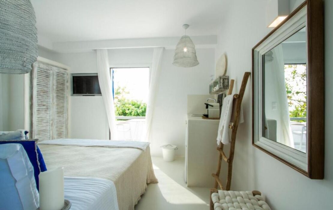 Athina Studios and Suites Plaka