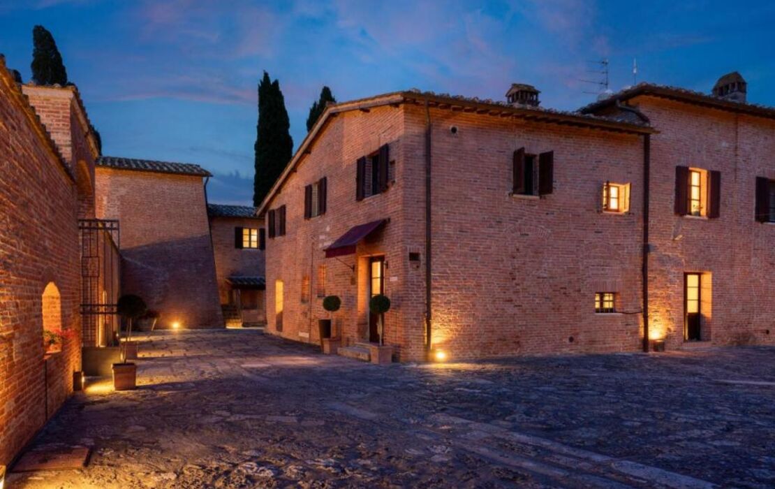 Castello di Leonina Adults Only