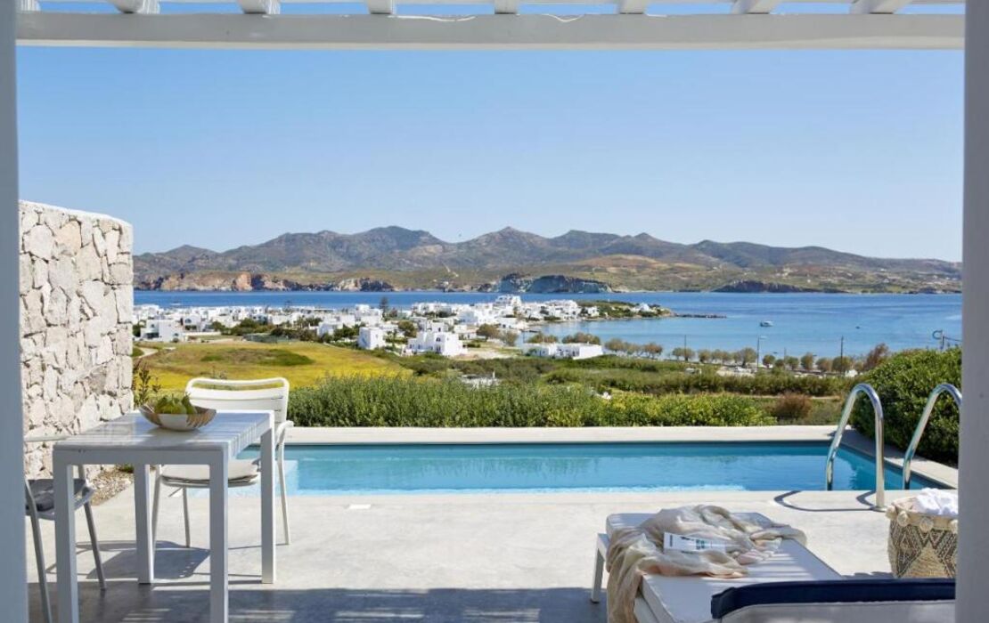 Milos Breeze Boutique Hotel