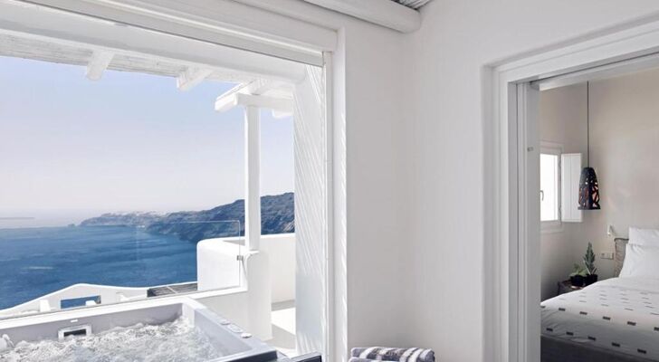 Cavo Tagoo Santorini