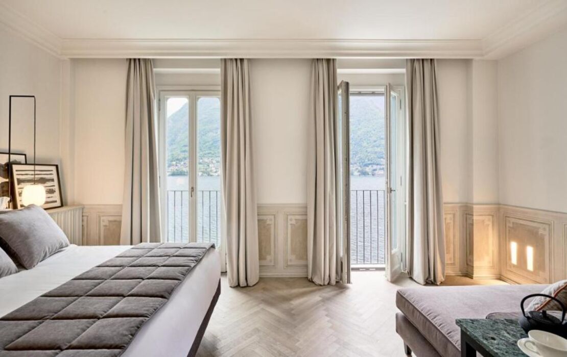 Villa Làrio Lake Como