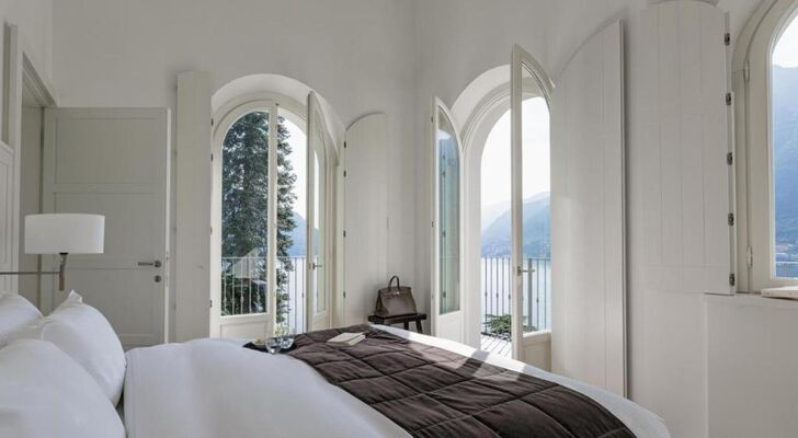 Villa Làrio Lake Como