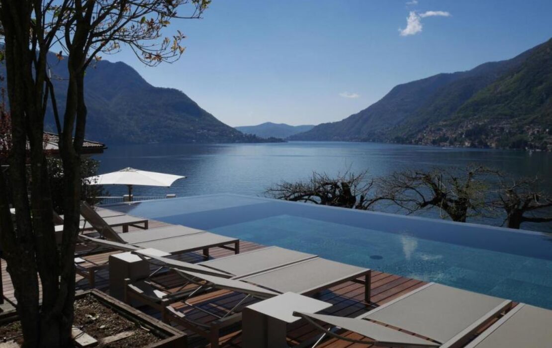 Villa Làrio Lake Como