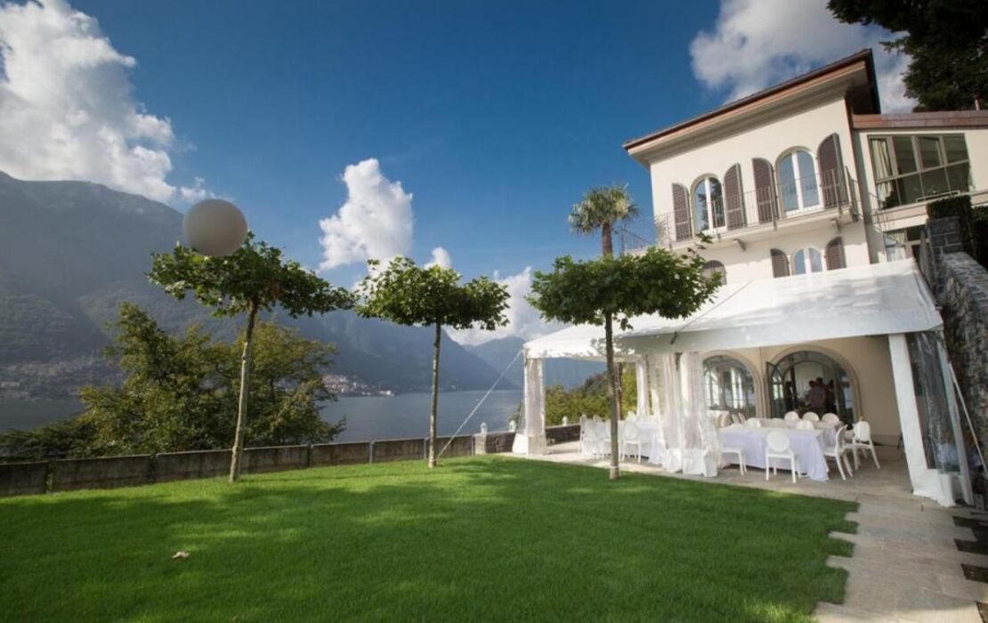 Villa Làrio Lake Como