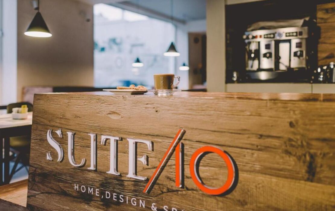 Suite 10 Home Design & Spa