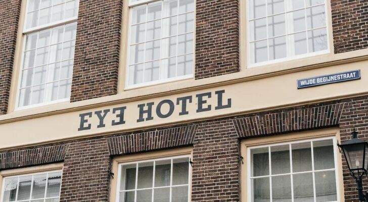 Eye Hotel