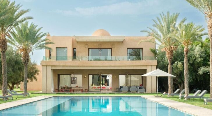 Adnaa - Modern Villa with 2 pools, sauna, hammam, tennis court & home cinema