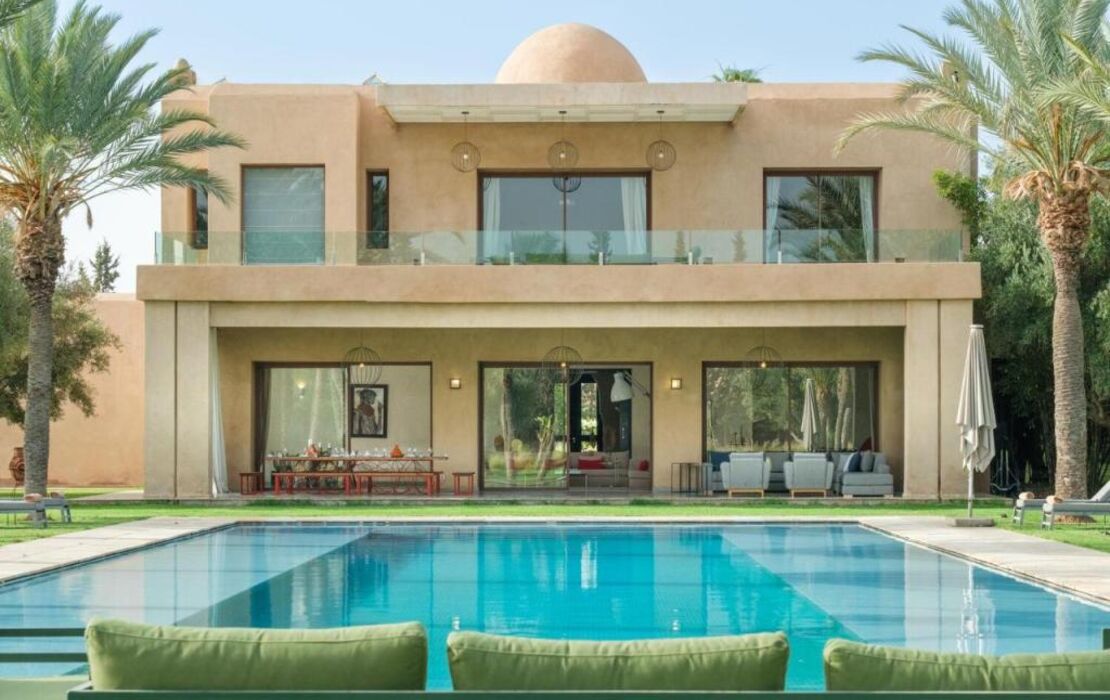 Adnaa - Modern Villa with 2 pools, sauna, hammam, tennis court & home cinema